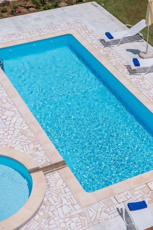 Koukos Villas Stalós Pokoj fotografie