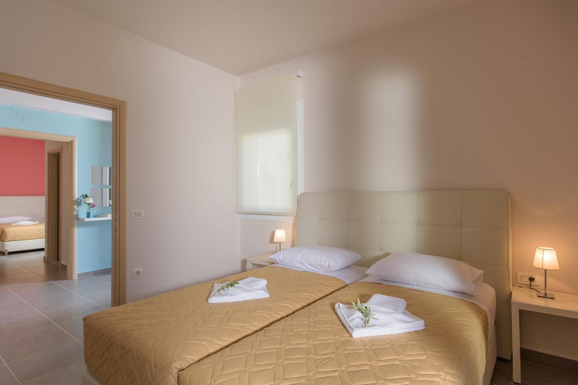 Koukos Villas Stalós Pokoj fotografie